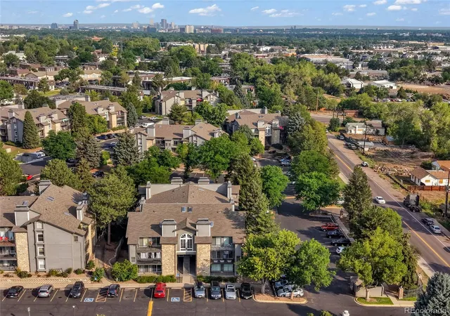 2nd image of 2575 S Syracuse Wy, Denver, CO 80231