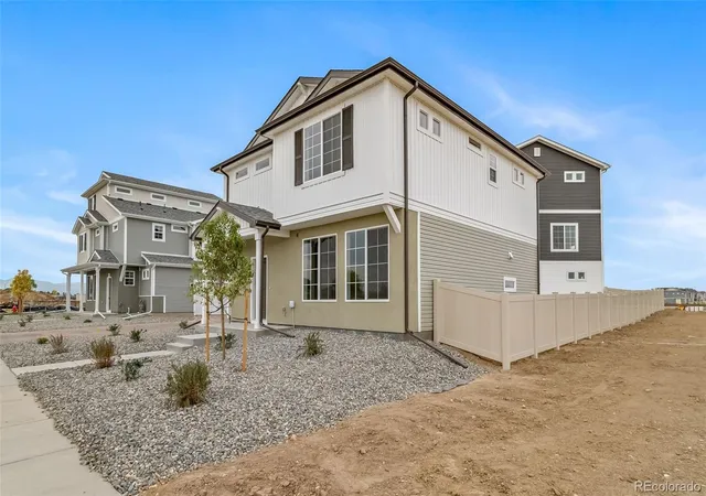 3rd image of 630 Wagon Wheel Wy, Bennett, CO 80102 | MLS# 5429589