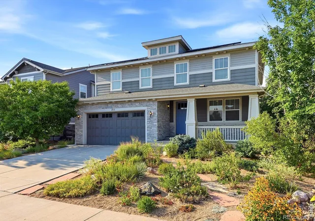 3rd image of 711 Old Wagon Trail Cir, Lafayette, CO 80026 | MLS# IR1066118