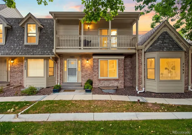 2nd image of 7595 S Cove Cir, Centennial, CO 80122 | MLS# 7915221