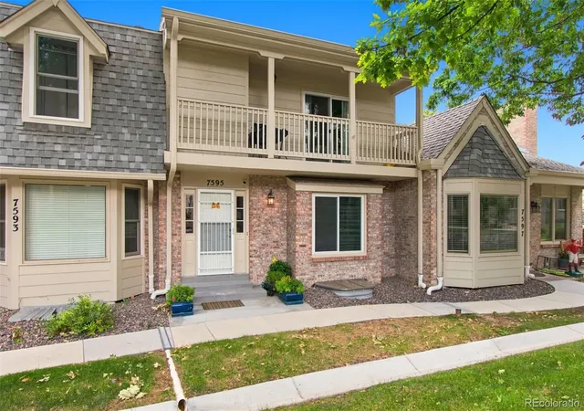 image of 7595 S Cove Cir, Centennial, CO 80122 | MLS# 7915221