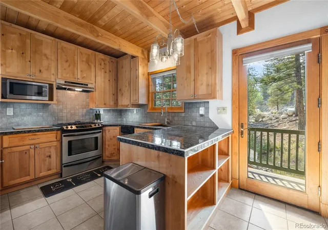 Photo 3 of Single family home for sale at 389 Mount Elbert Dr, Twin Lakes, CO 81251 | MLS# 2905720 | Listing updated on 2026-08-17