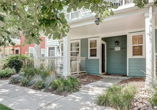 2nd image of 2723 Roslyn St, Denver, CO 80238 | MLS# 3897483