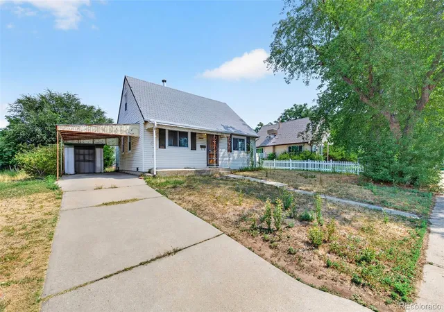 2nd image of 10831 Lowry Pl, Aurora, CO 80010 | MLS# 6840797