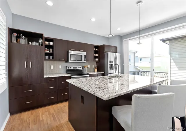 Photo 4 of Single family home for sale at 3332 Cranston Cir, Littleton, CO 80126 | MLS# 7000669 | Listing updated on 2026-09-26