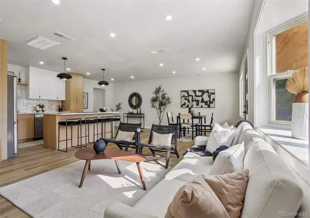 1st image of 3273 S Elm St, Denver, CO 80222 | MLS# 7578138