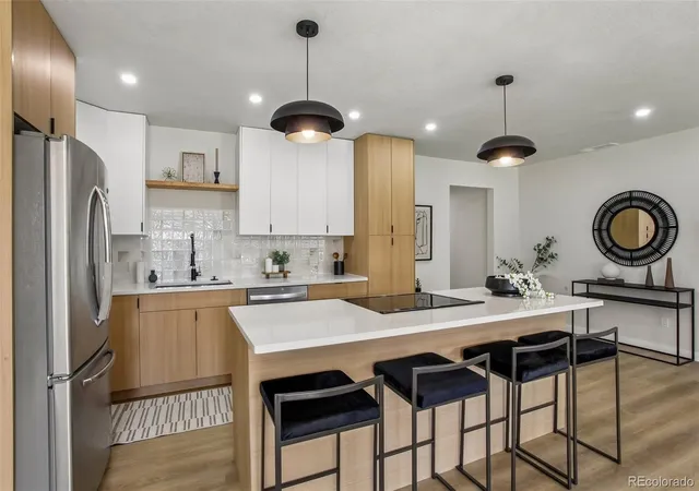 Photo 3 of Single family home for sale at 3273 S Elm St, Denver, CO 80222 | MLS# 7578138 | Listing updated on 2026-09-03