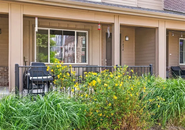 Photo 3 of Townhouse for sale at 7474 S Logan St, Littleton, CO 80122 | MLS# 1921932 | Listing updated on 2026-08-22