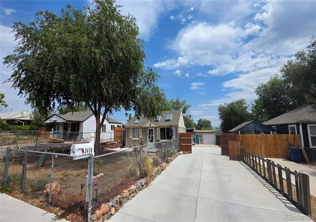1st image of 3460 S Canosa Ct, Englewood, CO 80110 | MLS# 2648855