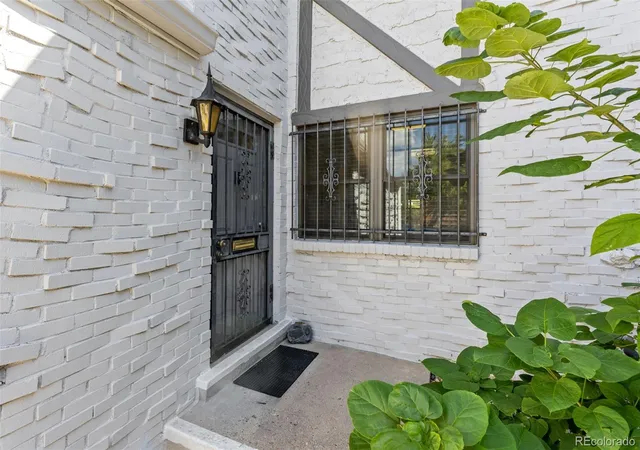Photo 3 of Condo for sale at 3534 S Ivanhoe St, Denver, CO 80237 | MLS# 4334141 | Listing updated on 2026-08-22