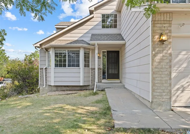 Photo 3 of Single family home for sale at 22803 E Progress Ave, Aurora, CO 80015 | MLS# 5316798 | Listing updated on 2026-09-05