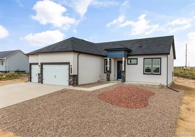 2nd image of 943 E Moonbeam Dr, Pueblo, CO 81007 | MLS# 2101958