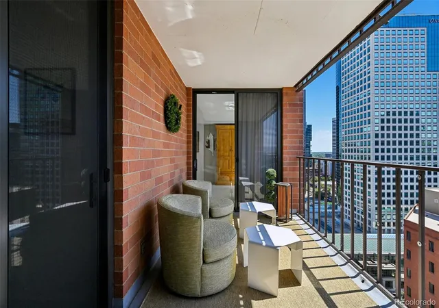 Photo 4 of Condo for sale at 1551 Larimer St #2006, Denver, CO 80202 | MLS# 5257196 | Listing updated on 2026-10-03