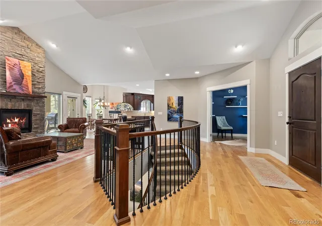 4th image of 1395 Gore Cir, Larkspur, CO 80118 | MLS# 2387702