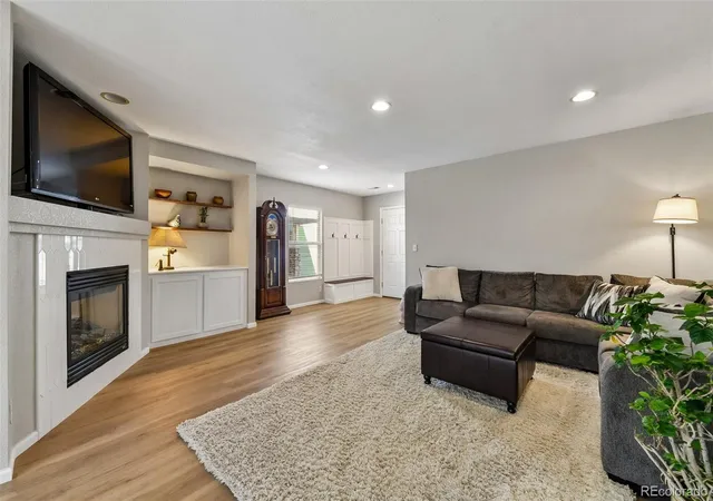 3rd image of 6052 Wescroft Ave, Castle Rock, CO 80104 | MLS# 7743896