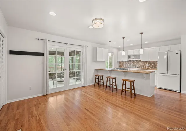 Photo 4 of Single family home for sale at 28236 Lupine Dr, Evergreen, CO 80439 | MLS# 5597167 | Listing updated on 2026-10-11