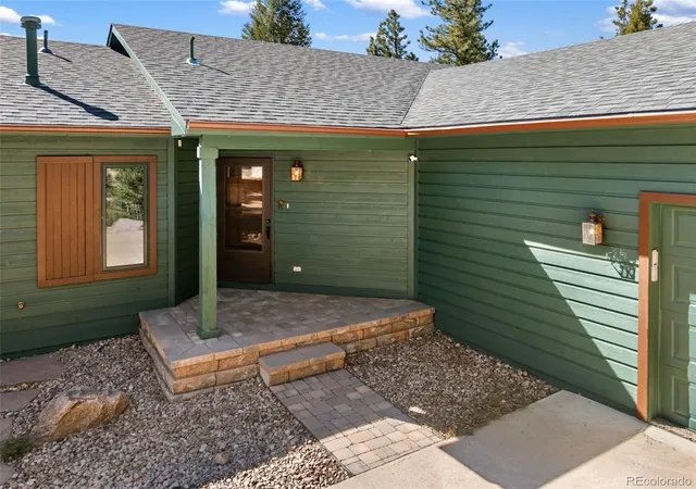 Photo 3 of Single family home for sale at 48 Walden Lake Cir, Divide, CO 80814 | MLS# 8982150 | Listing updated on 2026-09-19