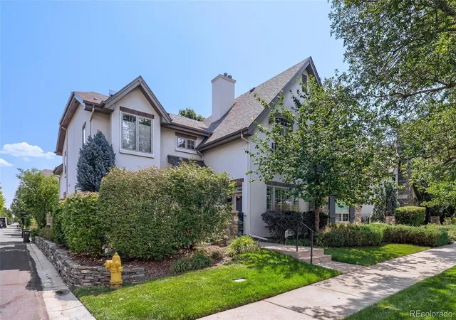 Photo 3 of Townhouse for sale at 530 Syracuse St, Denver, CO 80230 | MLS# 6267343 | Listing updated on 2026-08-15