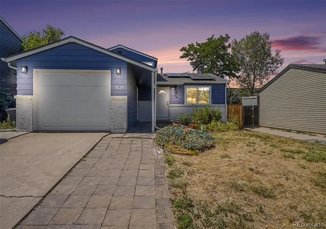3rd image of 4229 S Pitkin St, Aurora, CO 80013 | MLS# 7694820