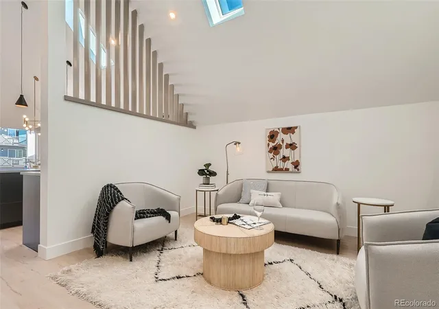 3rd image of 1121 S Dahlia St, Denver, CO 80246 | MLS# 9547484