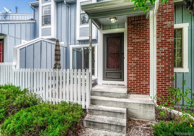 1st image of 6977 Los Reyes Cir, Colorado Springs, CO 80918 | MLS# 6628468