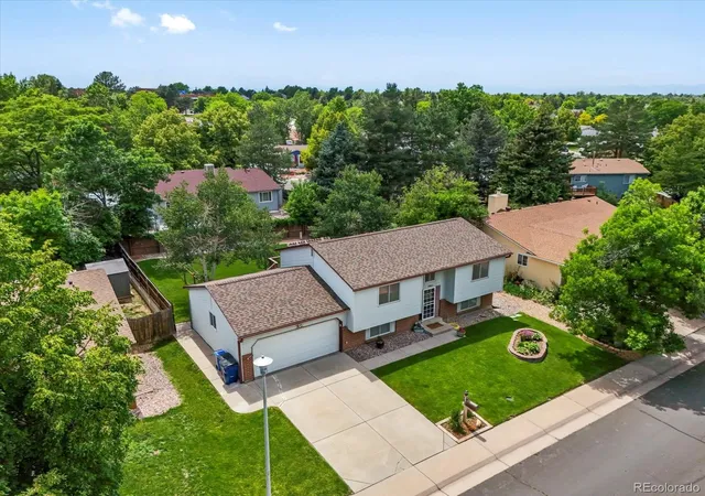 Photo 2 of Single family home for sale at 18866 E Napa Dr, Aurora, CO 80013 | MLS# 2376584 | Listing updated on 2026-09-28