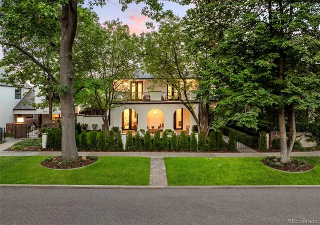 1st image of 424 Clayton St, Denver, CO 80206 | MLS# 9805271