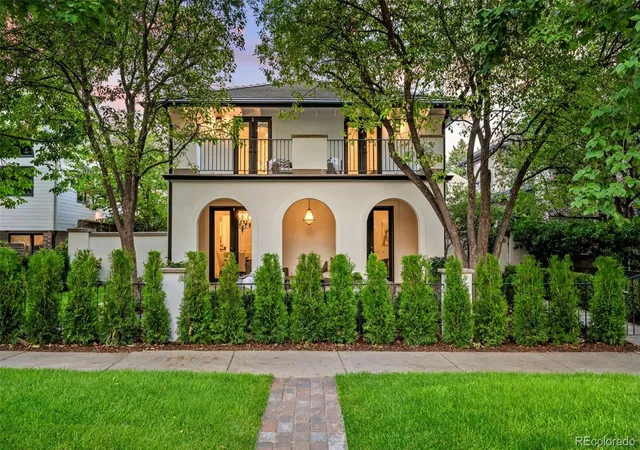 2nd image of 424 Clayton St, Denver, CO 80206 | MLS# 9805271