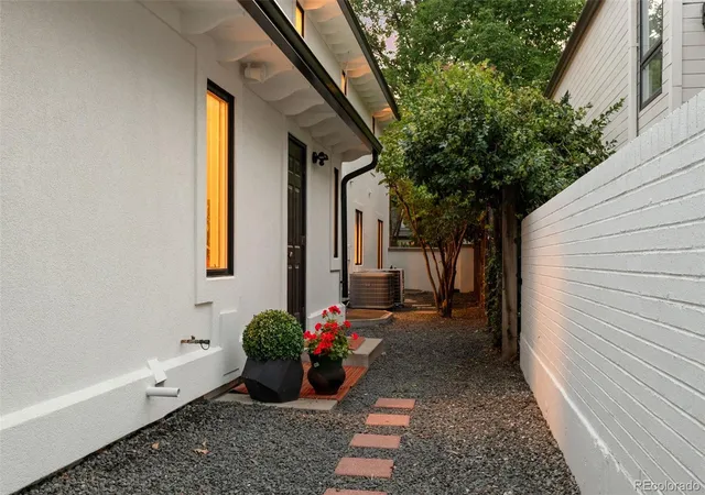 50th image of 424 Clayton St, Denver, CO 80206 | MLS# 9805271