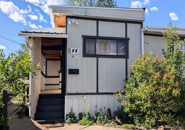 1st image of 215 Cheyenne St, Golden, CO 80403 | MLS# 8104962