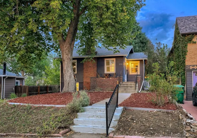 Photo 1 of Single family home for sale at 3590 S Bannock St, Englewood, CO 80110 | MLS# 2755428 | Listing updated on 2026-09-19