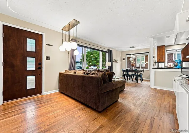 4th image of 2070 Jay St, Edgewater, CO 80214 | MLS# 9639535