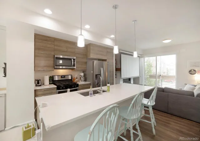 5th image of 5666 W 10Th Pl, Lakewood, CO 80214 | MLS# 6594726