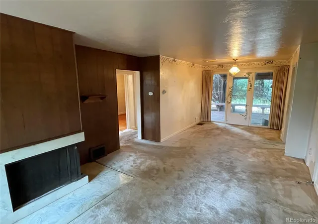 Photo 3 of Single family home for sale at 1055 Krameria St, Denver, CO 80220 | MLS# 5666074 | Listing updated on 2026-10-15