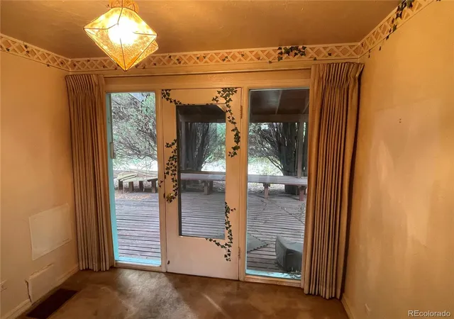 Photo 4 of Single family home for sale at 1055 Krameria St, Denver, CO 80220 | MLS# 5666074 | Listing updated on 2026-10-15