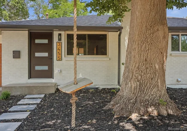 Photo 3 of Single family home for sale at 3455 W Powers Pl, Littleton, CO 80123 | MLS# 8142667 | Listing updated on 2026-10-09