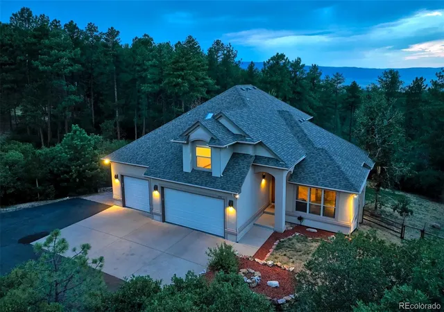 Single family home for sale at 1851 Gore Dr, Larkspur, CO 80118 | MLS# 3767793