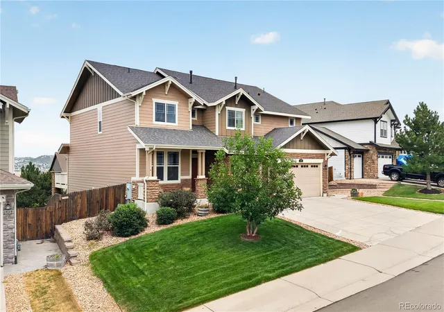 Photo 3 of Single family home for sale at 2318 Fairway Wood Cir, Castle Rock, CO 80109 | MLS# 8451238 | Listing updated on 2026-08-29
