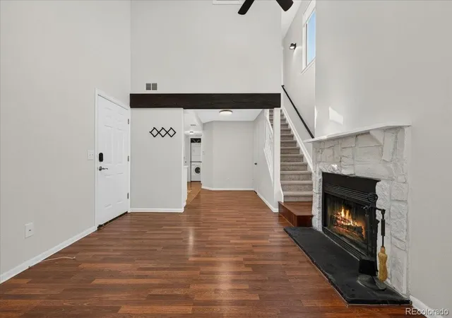 3rd image of 982 S Dearborn Wy, Aurora, CO 80012