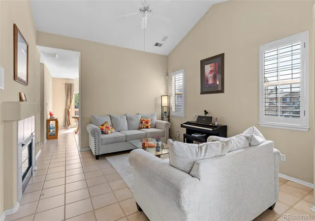 5th image of 18531 E Vassar Dr, Aurora, CO 80013 | MLS# 6354783