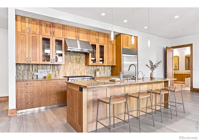 2nd image of 1077 Canyon Blvd #211, Boulder, CO 80302 | MLS# IR1066176