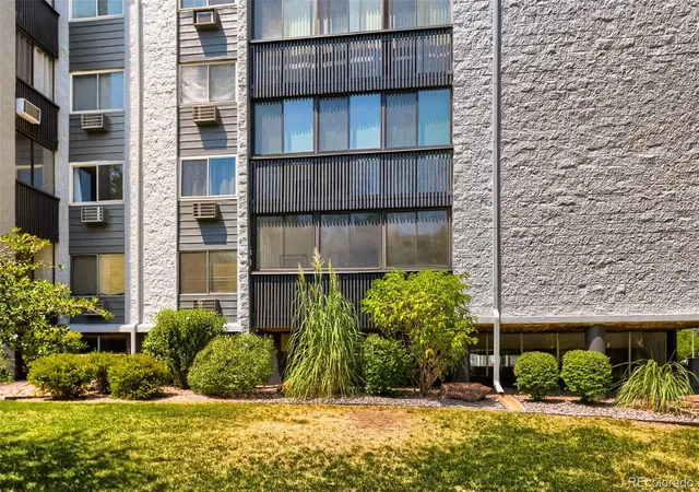 2nd image of 3465 S Poplar St #101, Denver, CO 80224 | MLS# 9095885