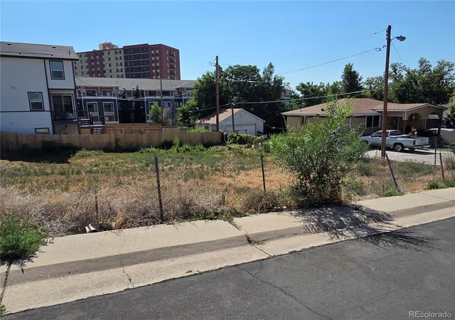 2nd image of 880 Winona Ct, Denver, CO 80204 | MLS# 6547446