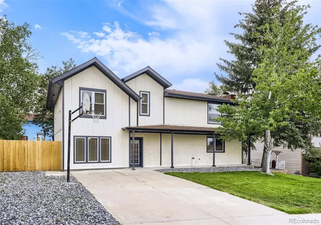 2nd image of 8956 Wagner Ln, Westminster, CO 80031 | MLS# 8465522