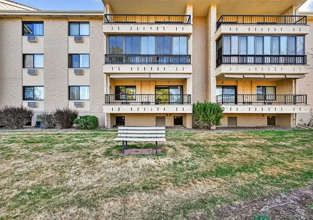 image of 2868 S Heather Gardens Wy #103, Aurora, CO 80014 | MLS# 6998617