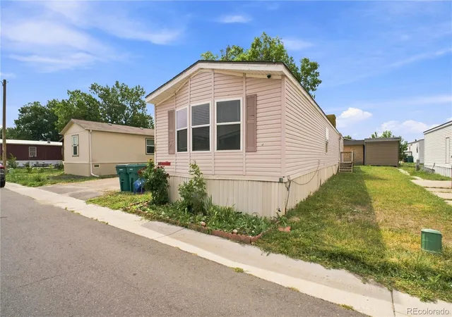 1st image of 26900 E Colfax Ave, Aurora, CO 80018 | MLS# 7600045