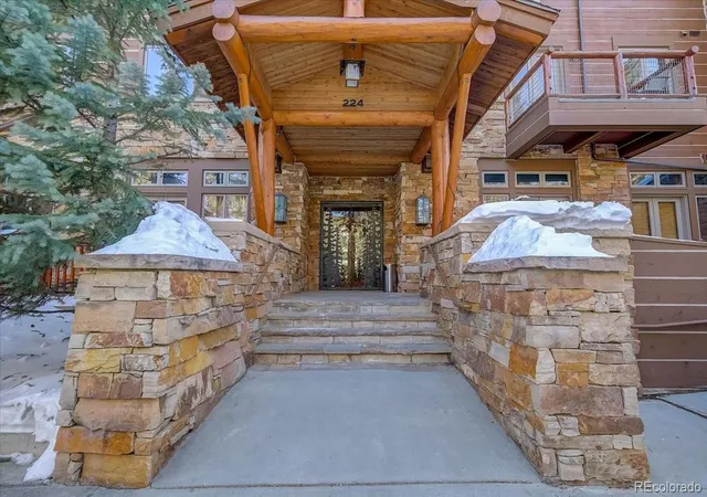 Listing Photo 4 - Condo for sale in building located at 224 Trailhead Dr, Dillon, CO 80435 - Unit #3064
