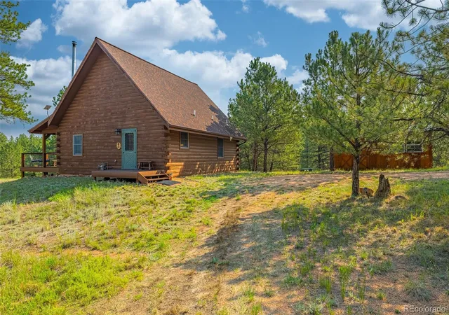 Photo 3 of Sale Pending at 322 Phoebus Dr, Florissant, CO 80816 | MLS# 5736051 | Listing updated on 2026-08-27