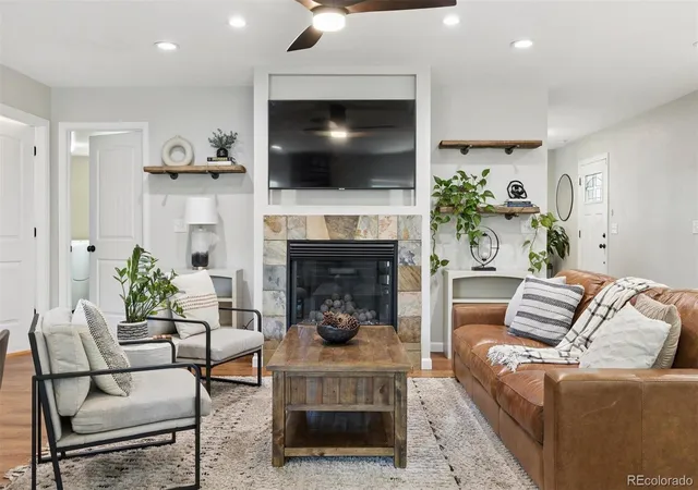 Photo 4 of Single family home for sale at 4340 S Sherman St, Englewood, CO 80113 | MLS# 7517630 | Listing updated on 2026-10-05