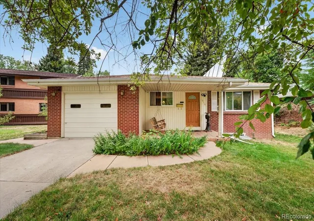 Photo 2 of Single family home for sale at 2006 Arapahoe St, Golden, CO 80401 | MLS# 8766843 | Listing updated on 2026-09-15